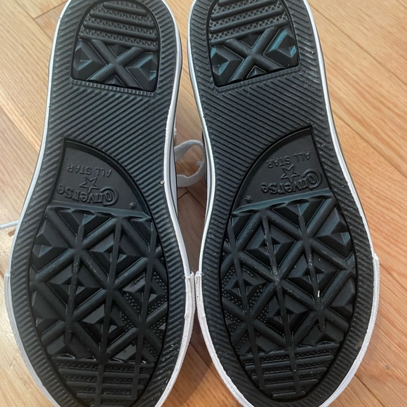 Converse All Star Hi Top sneakers. - Picture 4 of 5